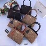 ⁦شنطة دكني - كاجوال Dk-001-ES⁩ - الصورة ⁦2⁩